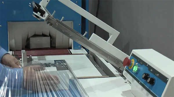 Video of Semi Automatic L Sealer wrapping pharmaceutical products thumbnail